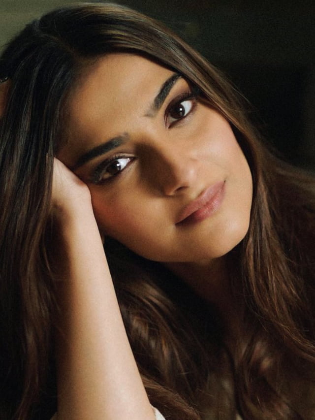 Vitamins for Glowing Skin: Unlock Your Radiance